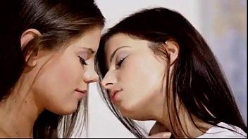 hermosas lesbianas de 18 a ntilde os de edad sabe lo que quiere